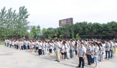 2015合肥聚彩堂彩晶事业部消防演练：“清静第一，，，预防为主”