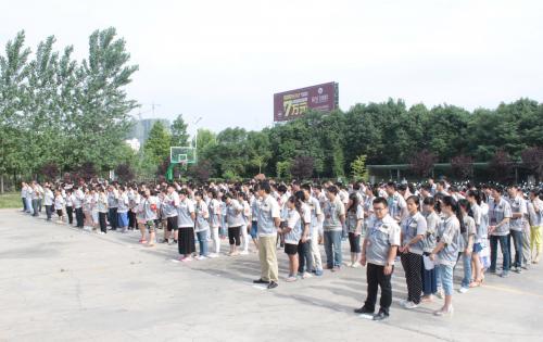 2015合肥聚彩堂彩晶事业部消防演练：“清静第一，，，预防为主”